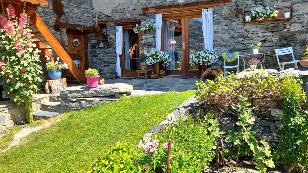 Appartement De Charme 4/6 Pers Dans Joli Village De Montagne Bourg-Saint-Maurice Bagian luar foto